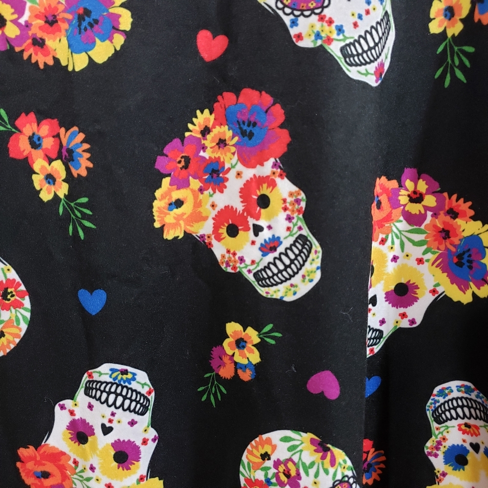 Amy Byer NWT sugar skulls, flowers, and hearts print knit‎ dress - Picture 7 of 8